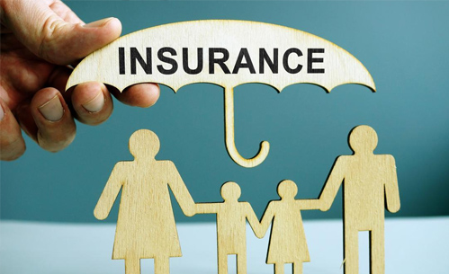 An illustration of a family with insurance